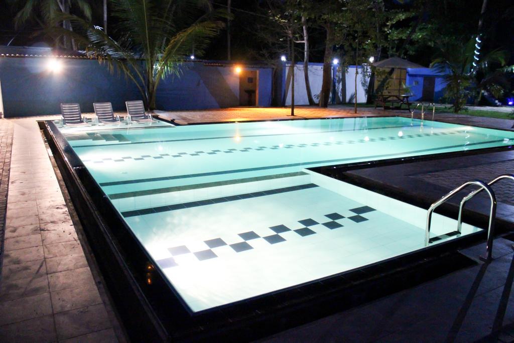 Azzurra Hikkaduwa Villa Екстериор снимка