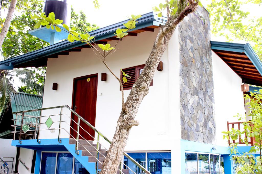 Azzurra Hikkaduwa Villa Стая снимка